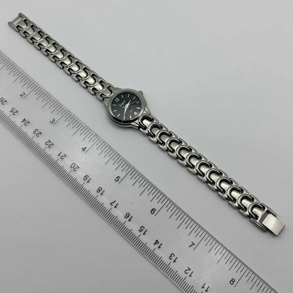 Silver & Black Sheffield Men's Watch - Picture 4 of 5